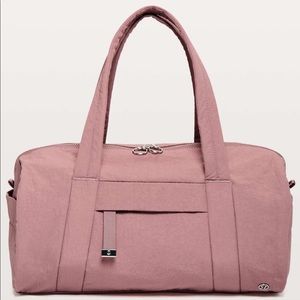 Lululemon On My Level Barrel Duffel Bag